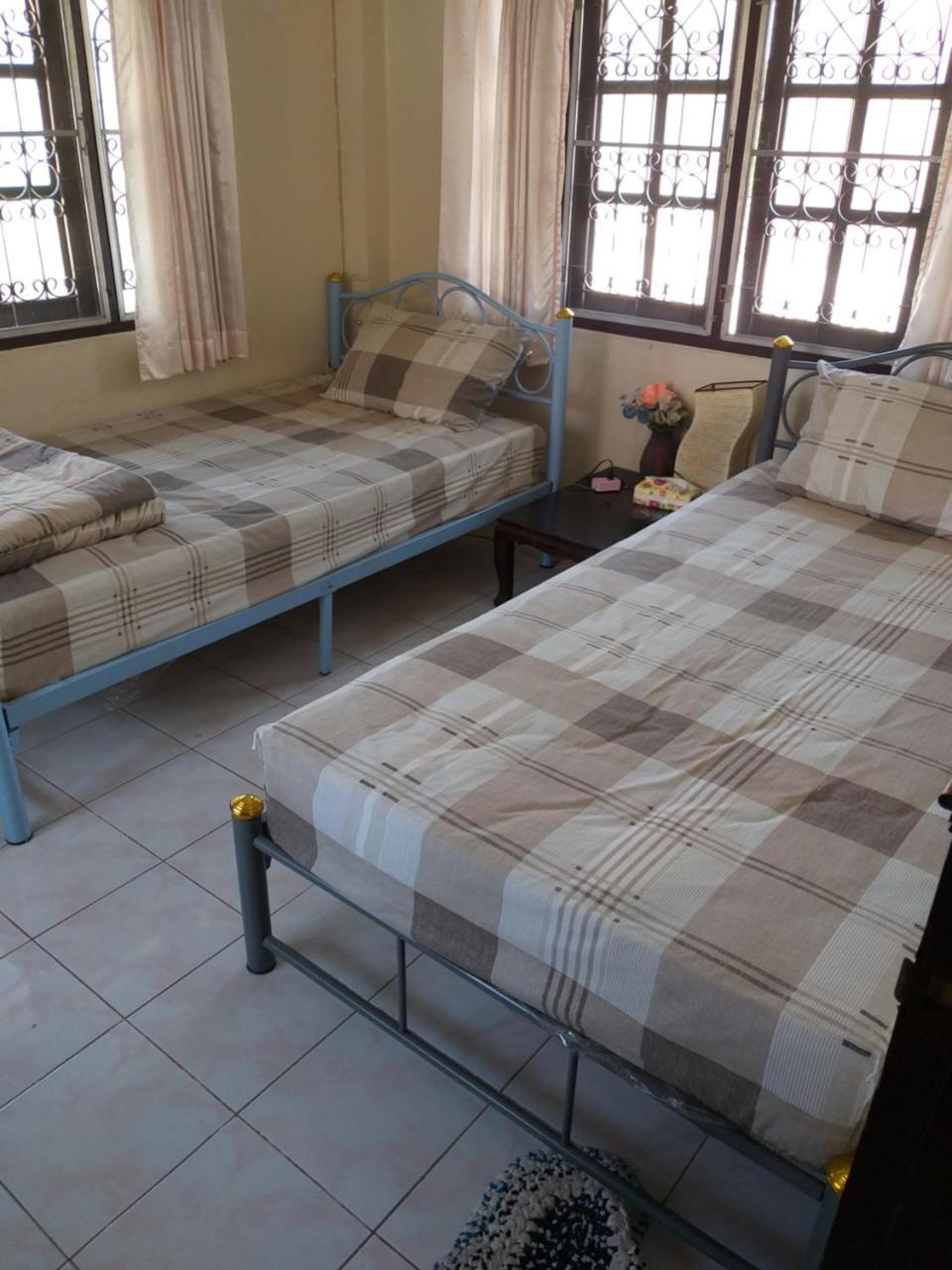 Srikrung Guesthouse Phranakhonszi Ajutthaja Kültér fotó