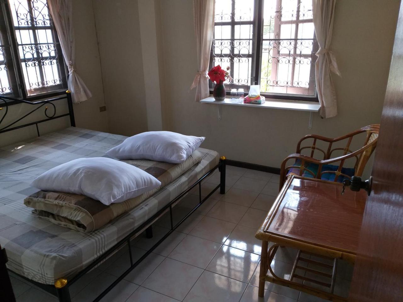 Srikrung Guesthouse Phranakhonszi Ajutthaja Kültér fotó